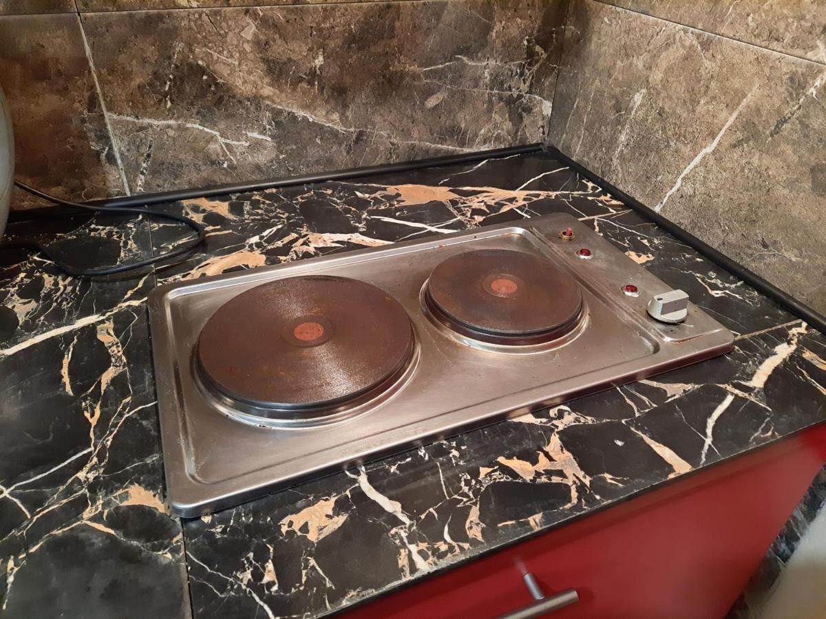 Midnight Cats' Apartment In Rynok Square Світло Є Завжди! Lviv Extérieur photo